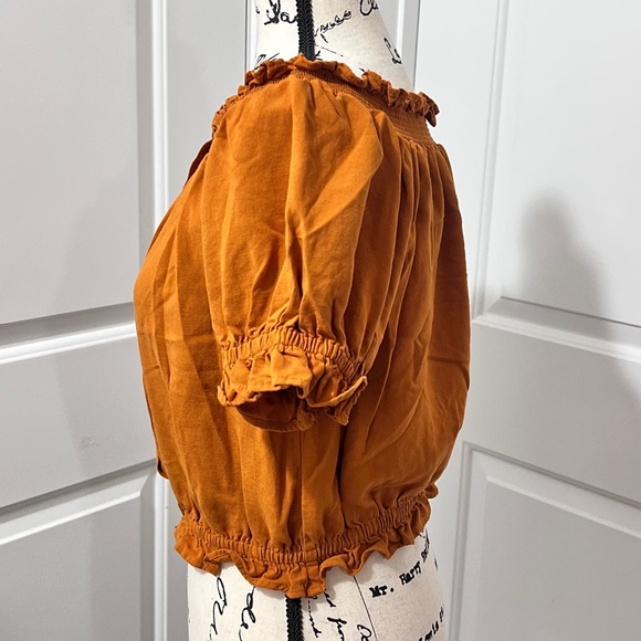 H&M off shoulder top - Picture 2 of 5